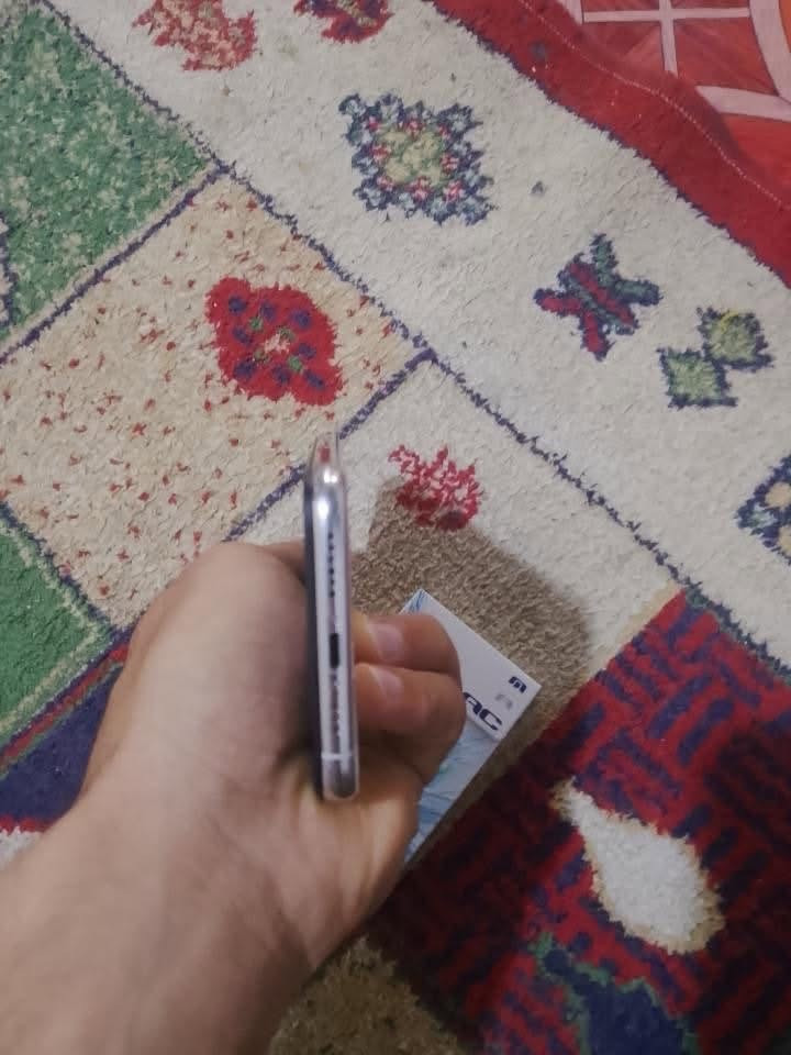 سلام عليكم
ايفون ١١برو الجهاز نضيف مثل ما واضح بل صوره فقط بي الضهر يرادله تبديل الضهر ب١٠الف او شغله ثاني الكامره الخلفيه بيهه خلال هيه تشتغل بس بيهه خلال يعني ساعه تشتغل ساعه لا الجهاز بطاريته 75ماطاب تصليح للبيع السعر ١٧٠بي مجال تواصل ع الرقم ***********

هاذا

نص مكتوب في الصور:
- معلومات الجهاز Phone iPhone 11 Pro iOS 26.8 +969 786 655 2636 C99U7DN/ENQY3 35 282311 313912 4 معلومات الجهاز الطراز الإصدار رقم هاتف الرقم التسلسلي IMEI