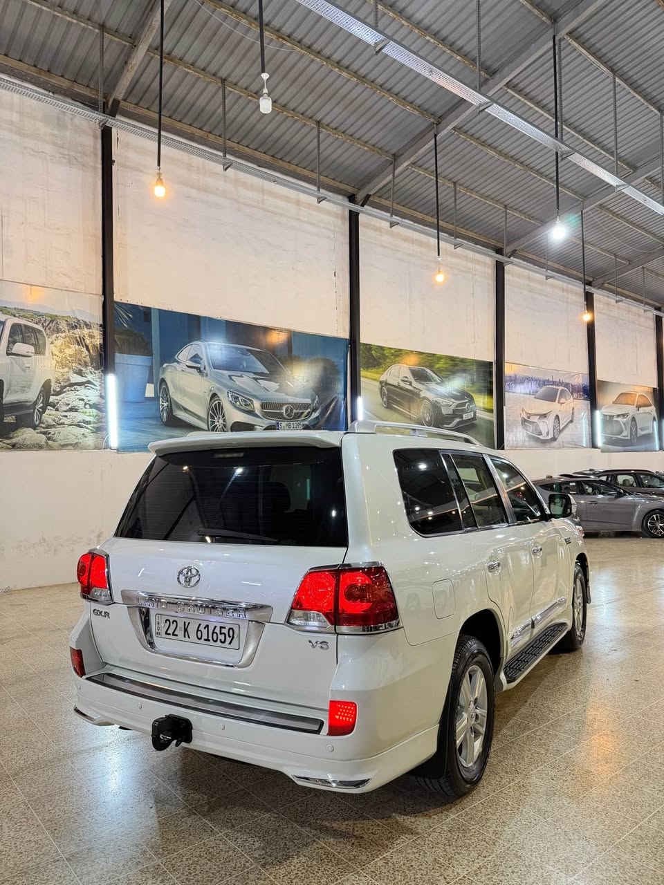 تويؤتا لاندكرؤزر ٢٠١٣ فولي فول علي واحد
سياره وكاله جيهان حيل جديده
اخوان سياره دعامي لل دعامي كفاله
سياره بدون سبغ بيها مكان بارده بس
سياره حيل حيل جديده هتا رسحات شخط مابي
سياره بسمي رقم سنوي كله جديده 
سياره ماشي ١٩٠ كليو مت
*********** عندي واتساب أربيل, العراق
