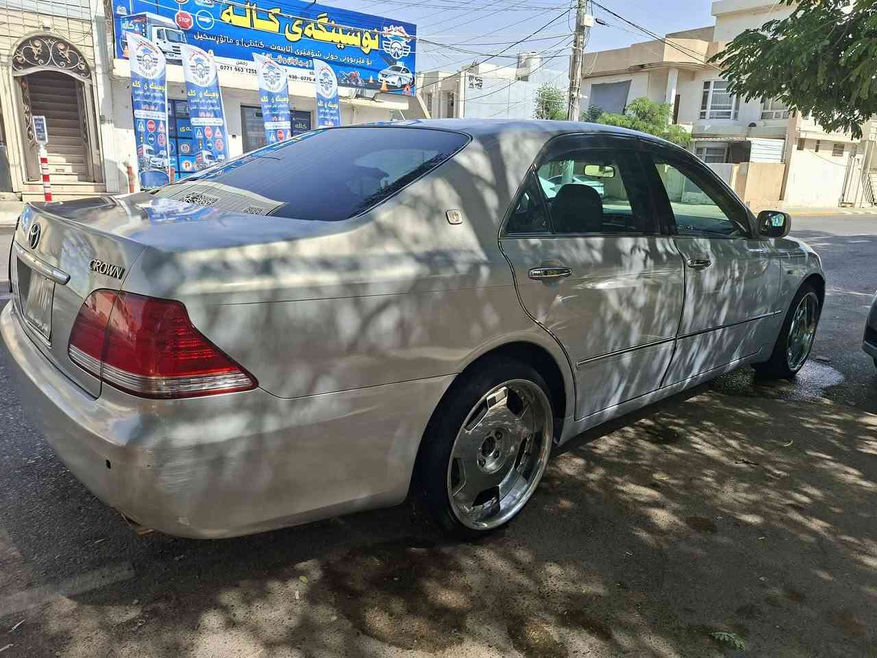 یشاهینە 2004بڕاوە 180بچووک بەبچووک 155هەزار ڕۆشتووەناوو کرێمی بێ دووکەڵ کامل مسرف تازەداخل بێ کۆد بێ بۆاخ سێ دووگمەی یەک پەردە برێکی بستراوە سەیارەکە ماشاللەی ئەویت سعری 44گەڵا شوین کەلار ***********
