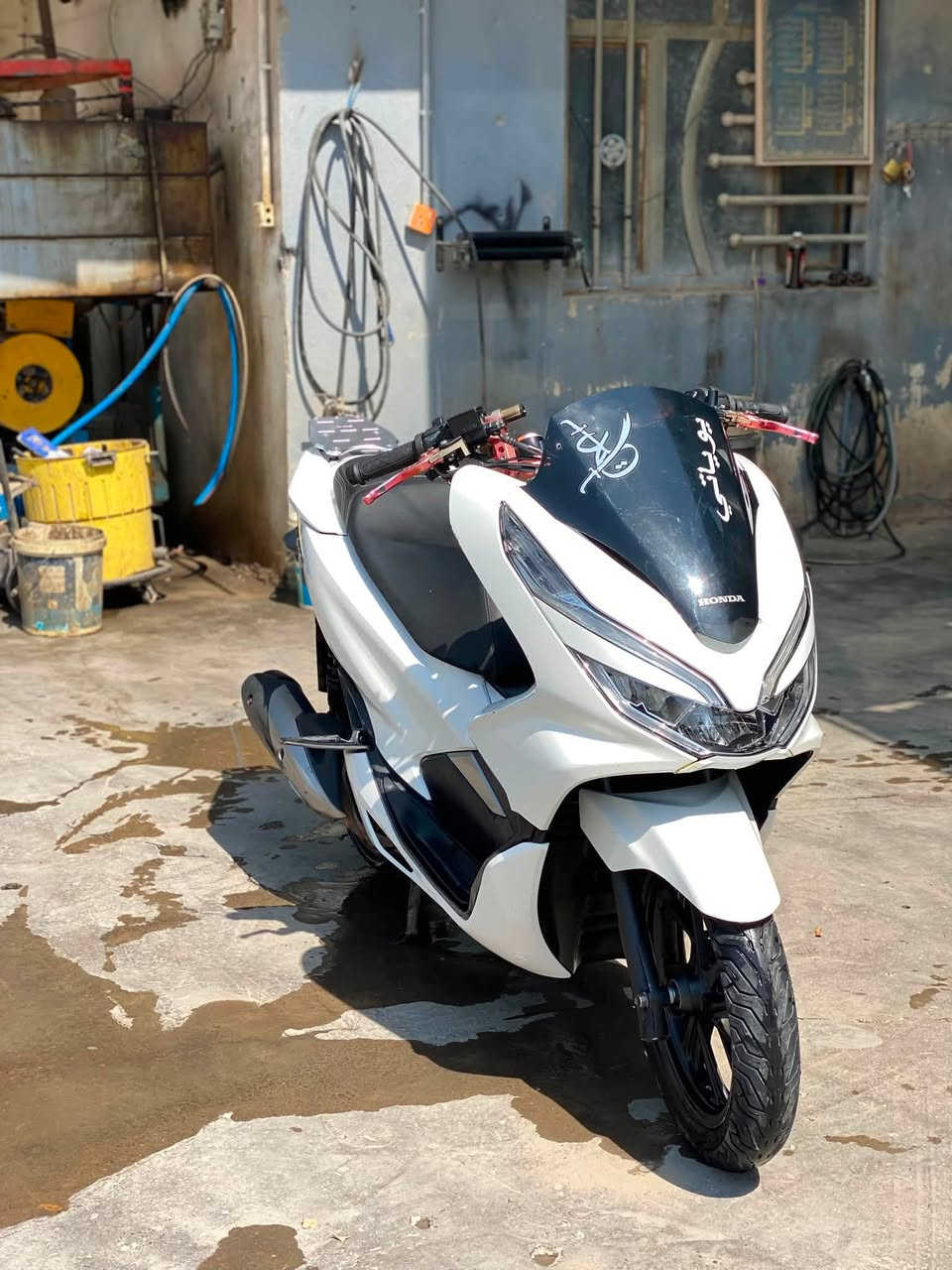 بيسي اكس جيل ثالث بلاديه نضيفه تخبل
بيها ستيرن رياضي كرزي ويدات كرزي دراجه نضيفه شلعه ومعدل وكامله مكمل نقصها مري وتكعد الدراجه بس
رايدها 2200
مكاني جزيره بغداد السياحيه ***********
