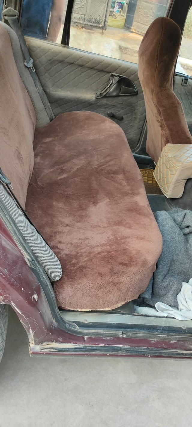 السلام عليكم أوبل اوميكا موديل ١٩٩٠ كير اتوماتيك رقم إنكليزي كير محرك شرط سنويه لل٢٠٣١ كوبون بنزين بي كهربائيات كله شغاله سياره حلوه ومرتبه السعر ٢٨ وبي مجال بسيط مكاني كركوك للتواصل ***********
