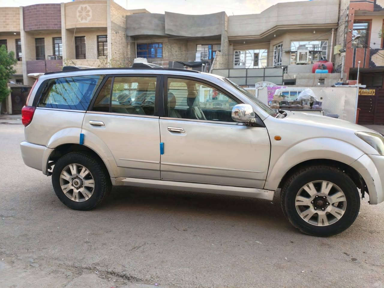 كريت ول ( هافال)  برادو الصين ٢٠٠٧
كير  اوتو ماتيك محرك ياباني مارك ٤  سلندر  مكفولة  رقم بغداد  نكليزي باسمي  تبريد شغال  ما بيها  اي نقص

بيع او مراوس  عارصها ٦٠  بيها مجال  مكاني بغداد الحرية    ***********
