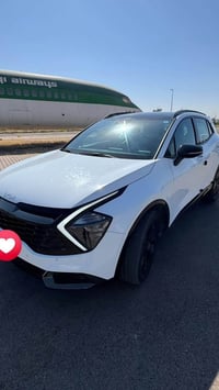 سبورتج بلاك اديشن موديل 2025 ماشيه 21 بيها بارد بسيط بالباب الامامي عك...