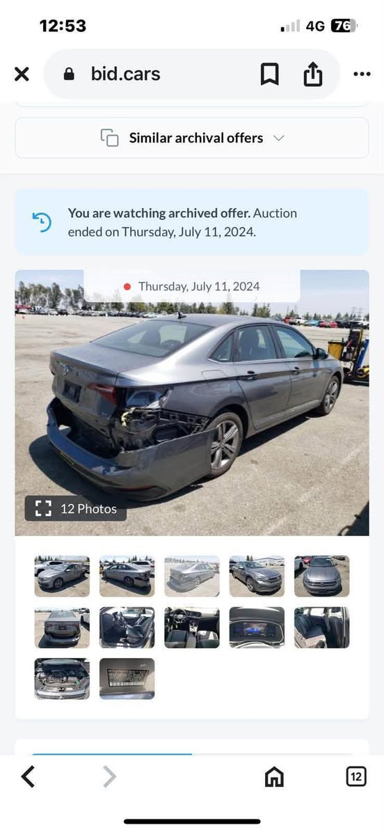 السلام عليكم 
جيتا 
2023
رقم اربيل
حادث خلفي بسيط
مواصفات se
بانوراما
جلد
بصمه
رادار امامي
السعر 
168 ورقه وبي مجال
***********
رقم صاحب السيارة
