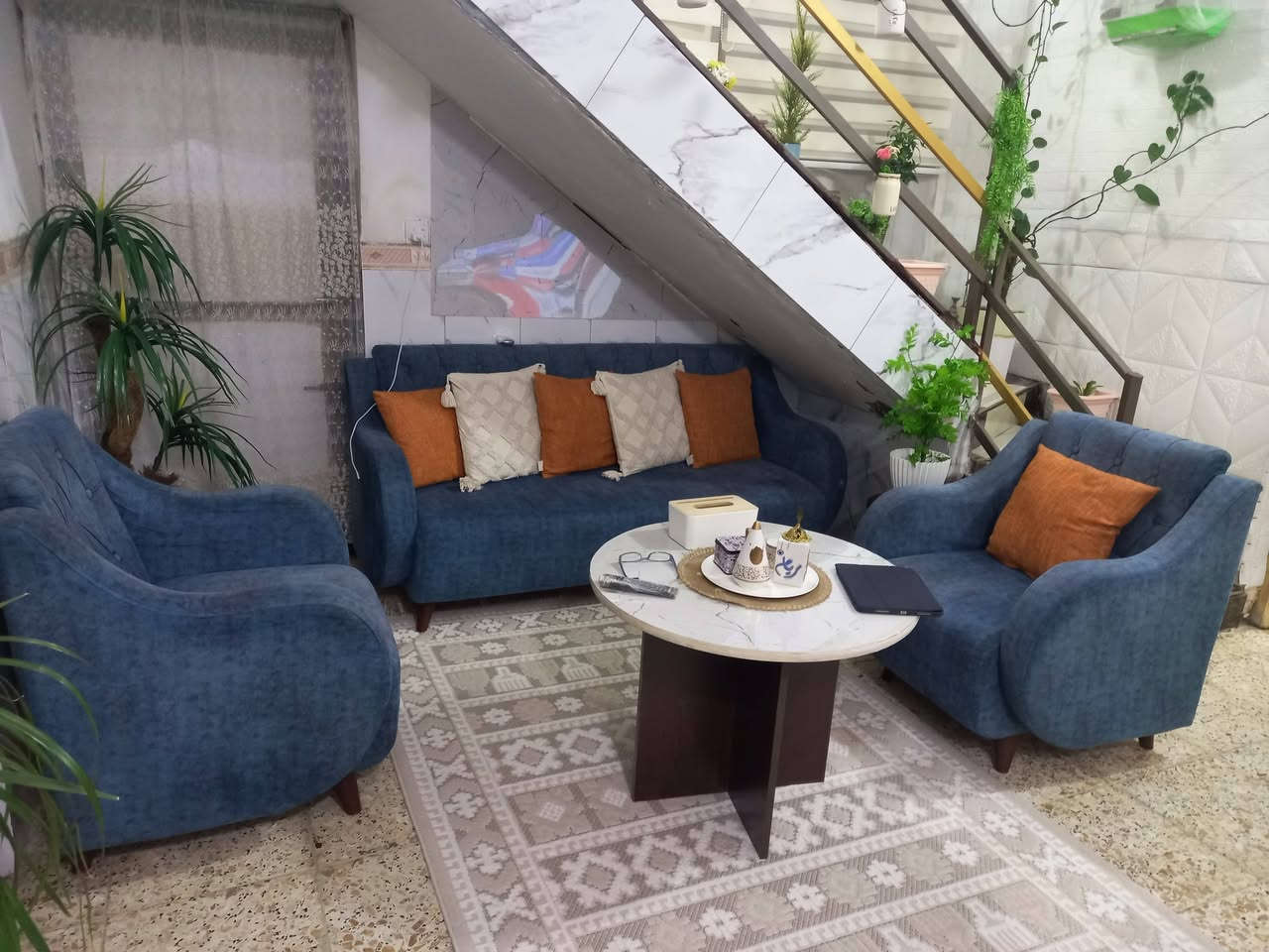 سلام عليكم عندي غراض بيت كامل نظيف شلعه كامله تجي وتشوف استفسار كربلاء حي الاسره 
***********

