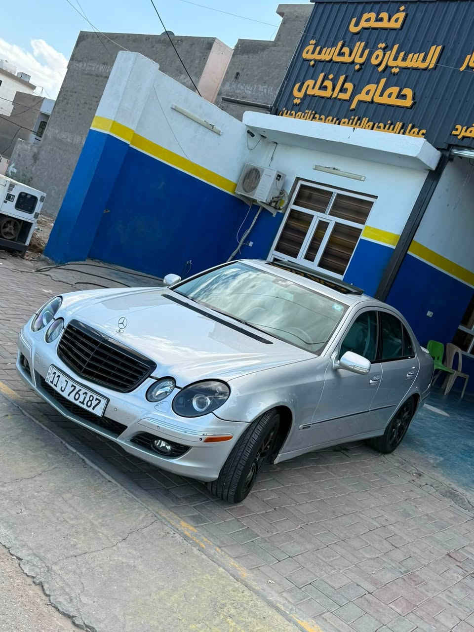 السلام عليكم 
الشراي يتصل بس تعامل لتتصل بيع مستعجل 
مارسدس 211
موديل 2008
حجم 350
بيه صبغ حزام ضرر جاملغ عكس السايق 
بيع لان عندي سياره معربنه 
الصور هيه تحجي المواصفات 
اتصل للستفسار ***********
السعر ١١٥وبيه مجال مكان السياره فلوجه
