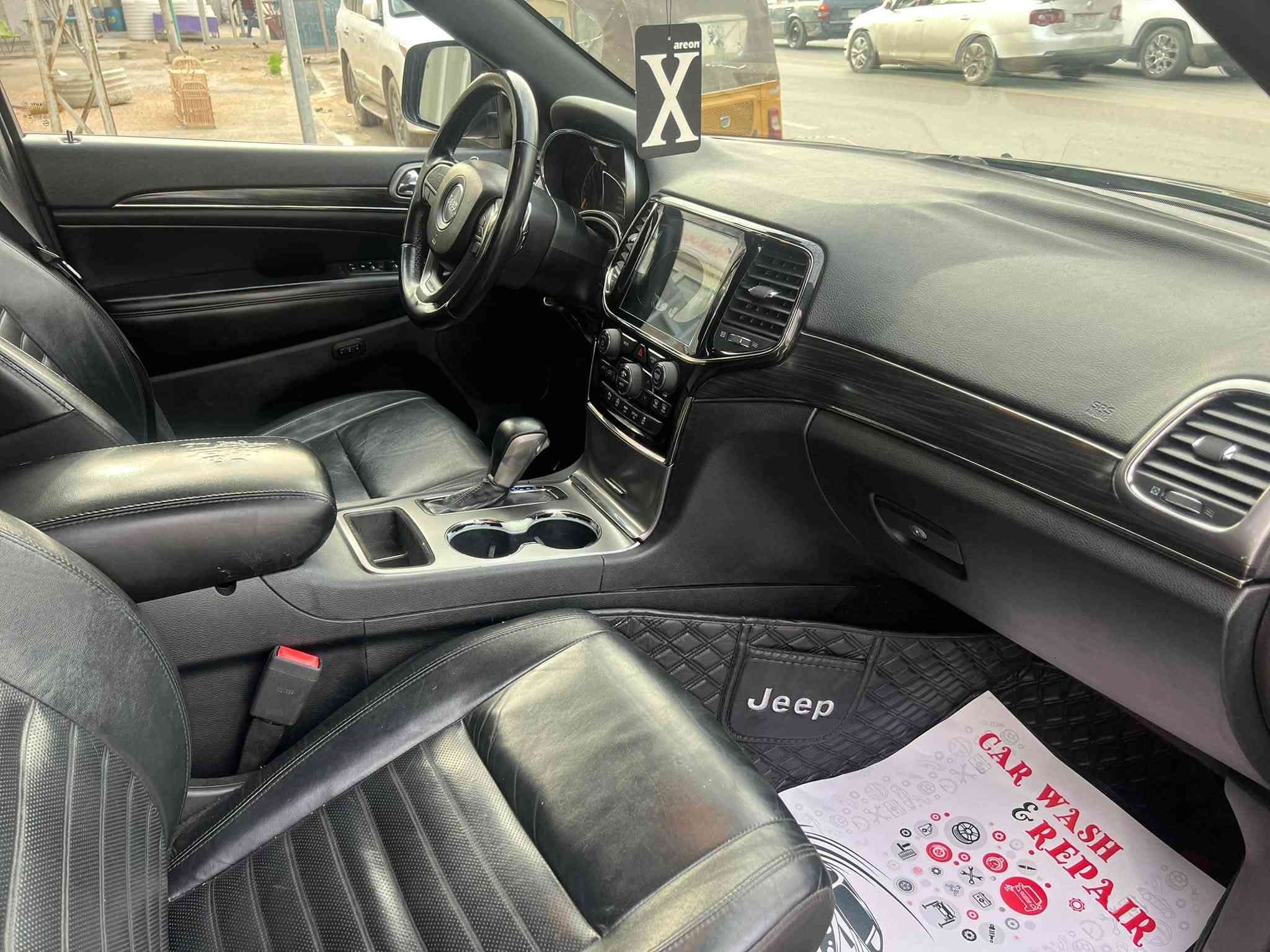 جيب لمتد X

فول مواصفات من عده رادار وجكات 

حساس امامي خلفي جانبي 

بانوراما فتحتين

اشاير بالمري 

كشنات كهرباء جلد 

خزن ميموري توقف ذاتي 

مكينه٣٦٠٠

كشنات تدفه تبريد 

ويل كب ٢٠

مانع انزلاق 

سعر ٢٢٧$ وبيه مجال رقم بغداد باسمي 

العنوان بغداد الزعفرانيه رقم الهاتف ***********

نص مكتوب في الصور:
- BidFax.info