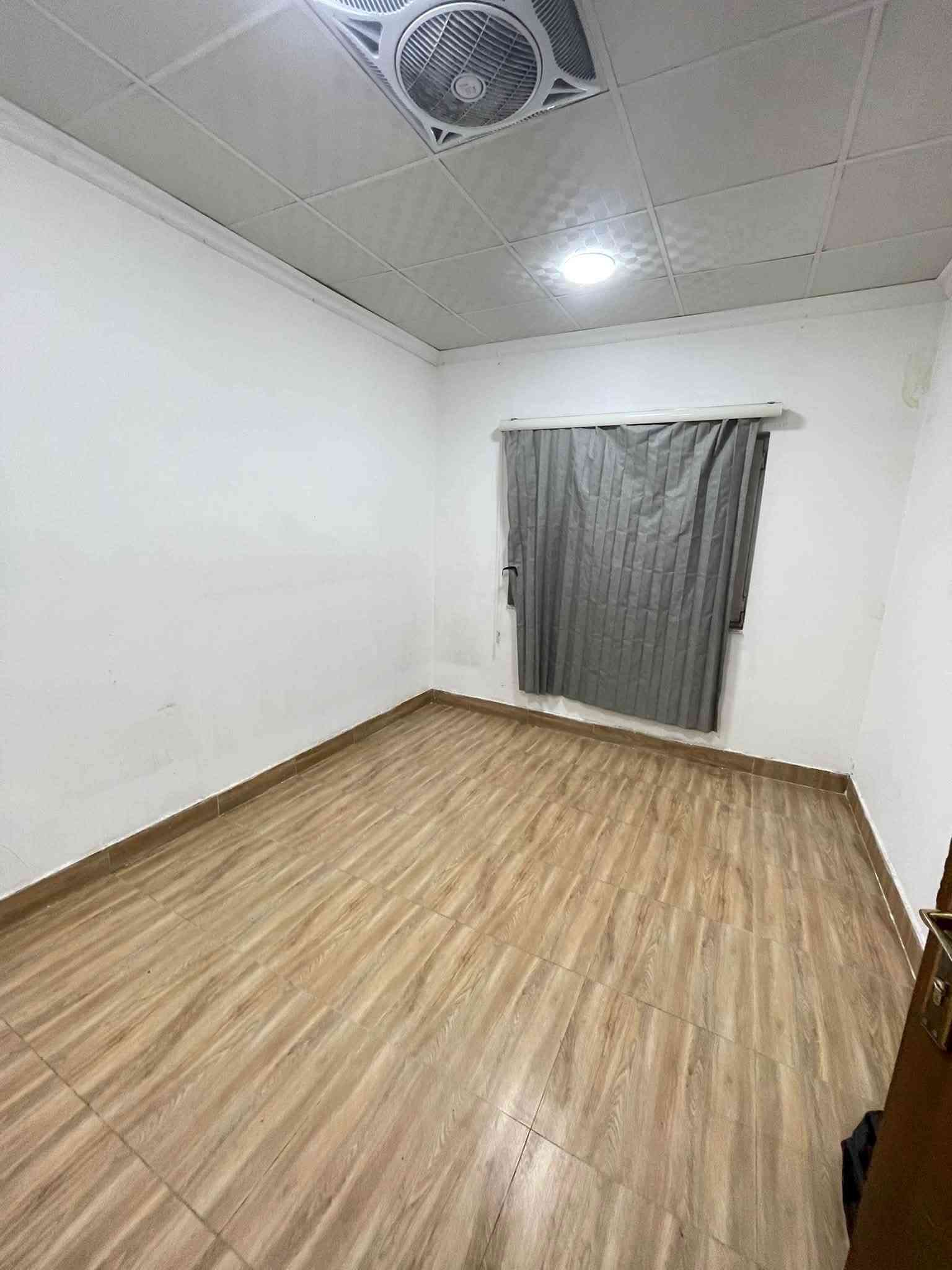 🏠 شقة للبيع في مجمع الزهور السكني – بغداد / سريع محمد القاسم
🏢 عمارة D7  شقة 27
📐 المساحة: 80 متر
💸 واصل قسط سبع سنوات (٨٧ قسط)
       سعر البيع: 45 مليون 
📞 للاتصال:
*********** / اتصال + واتساب

نص مكتوب في الصور:
- PRODUCED BY AN AUTODESK EDUCATIONAL PRODUCT Appartment Type "D" 110 Balcony 390 Dining Livingroom 545 110 Hall 176 200 Bath Master Bedroom 295 365 Bedroom 295 320 Balcony 210 40 97 183 170 410 kitchen 260 250 130 120 Entrance 60 80 PRODUCED BY AN AUTODESK EDUCATIONAL PRODUCT After Modification