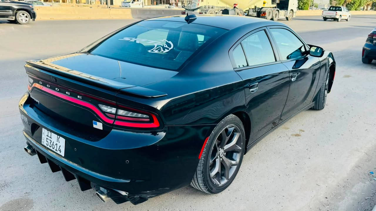 دوج جارجر موديل 19 SXT PLUS
تو ويل 

محرك 3600 

بصمه +كشنات خزن 

رادار بلمري +شاشه جبيره 

تشغيل عن بعد 

كراسي كهربائية 

حساسات خلفي كامره دواره 

السياره جديده ستعمال شخصي 

رقم بغداد نكليزي باسمي 

السعر 235 

مكان السياره بابل شارع 80

السياره جاهزه من كلشي حداديه + تخم تيرات 

تبريد شغال 

***********
