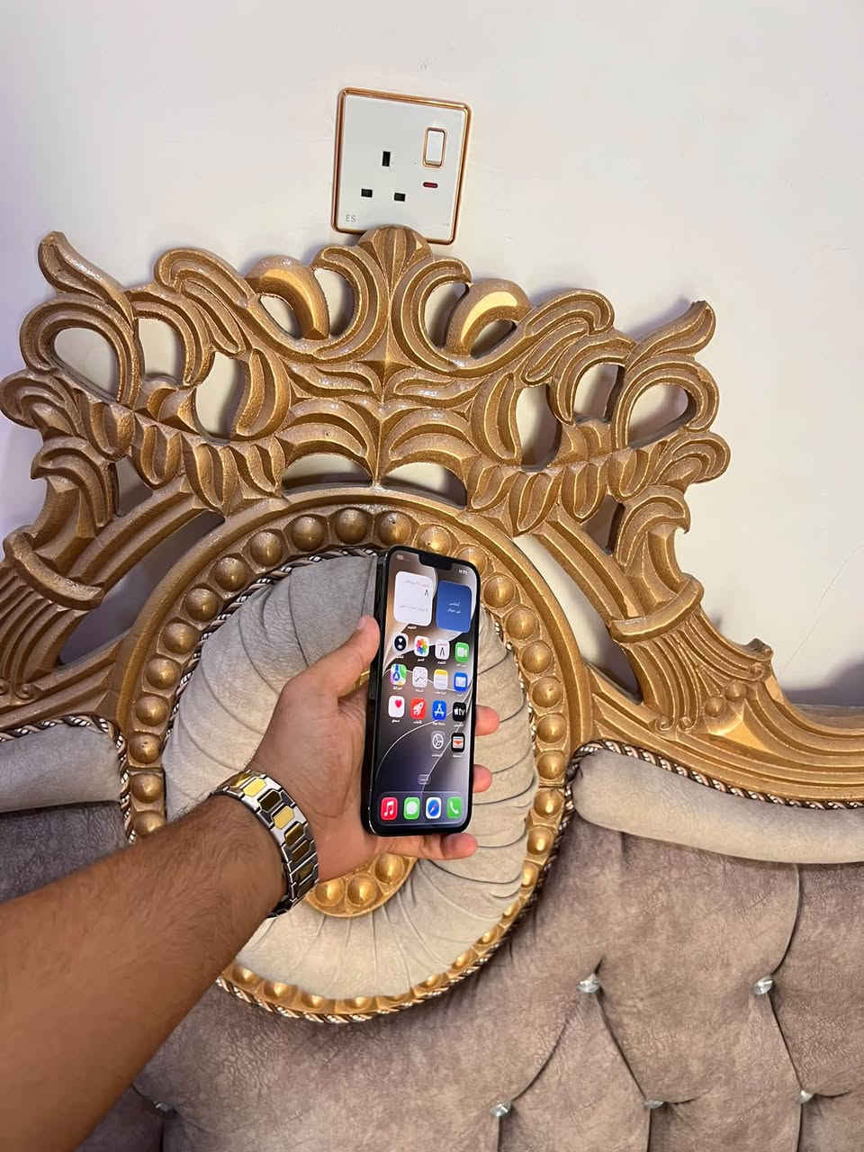 ايفون 13 برو ماكس • ١٢٨ • شرط