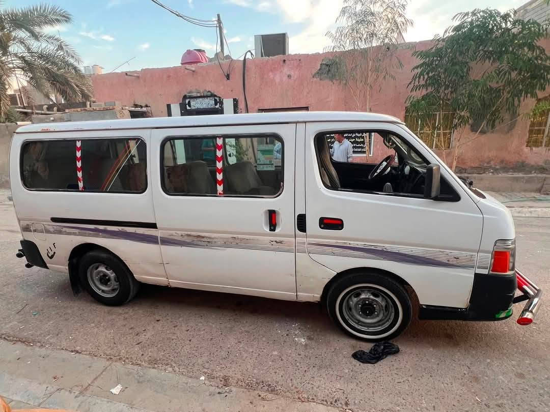 نيسان • ٢٠٠٩ • اوتوماتيك
