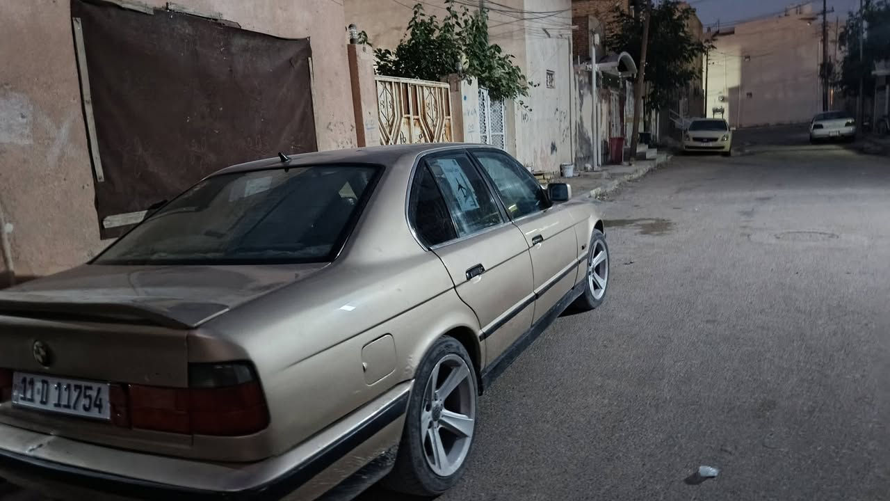 للبيع او مراوس كير مكينه بحاله جيدة موديل 1991 نوع المكينه مفتوح تبريد شغال بعض النواقص بسيطة السعر 40  ناصرية الاسكان الصناعي
***********
