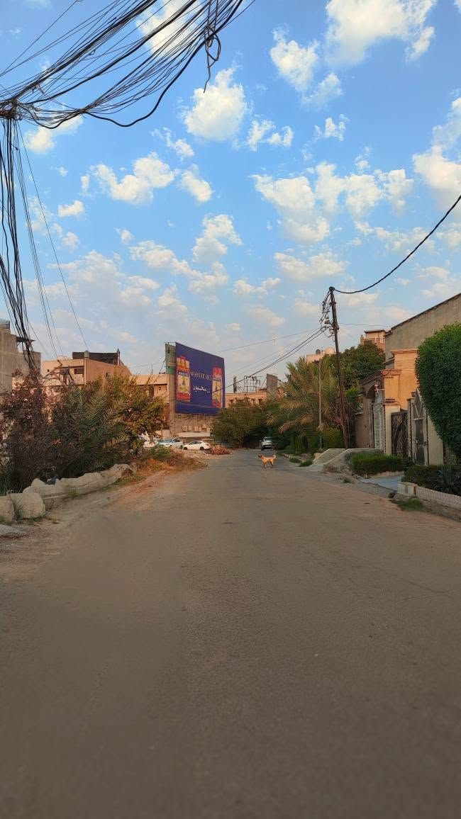 🔶 قطعة بمساحة 240m ركن على شارعين - حي العدل 📍 
— في حي سكني هادئ وعلى شوارع مبلطه
🔸السند: طابو ملك صرف

🔸المساحه الكليه: 240m

🔸الواجهة: 14m

🔸نزال: 17m, و30cm

تصلح القطعة لبناء دار سكني أو اي إستثمار 

لمعرفة السعر علق برقم (1) 🔻
للتواصل والاستفسار الاتصال على الرقمين:

*********** ➦
*********** ➦ بغداد, العراق

نص مكتوب في الصور:
- call us: *********** *********** كرات