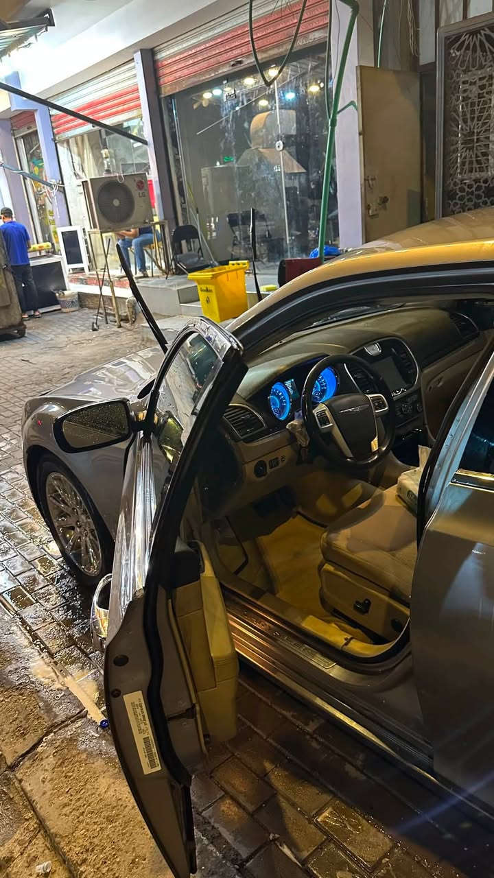 اوباما هيمي ٢٠١٤ كصه جنطه
كصه جنطه متوم شمالي لوحات وسنويه ، السياره جاهزه من كل النواحي ، عليها كزور SPK اذا تريد حسابه وحد واذا تريد بلاديه اسلمك السياره بدبات الوكاله ، مكانها بصره سعرها 37 ورقه ، 
***********
ملاحظه غير متواجد على الفيس بوك اتصل وتدلل

