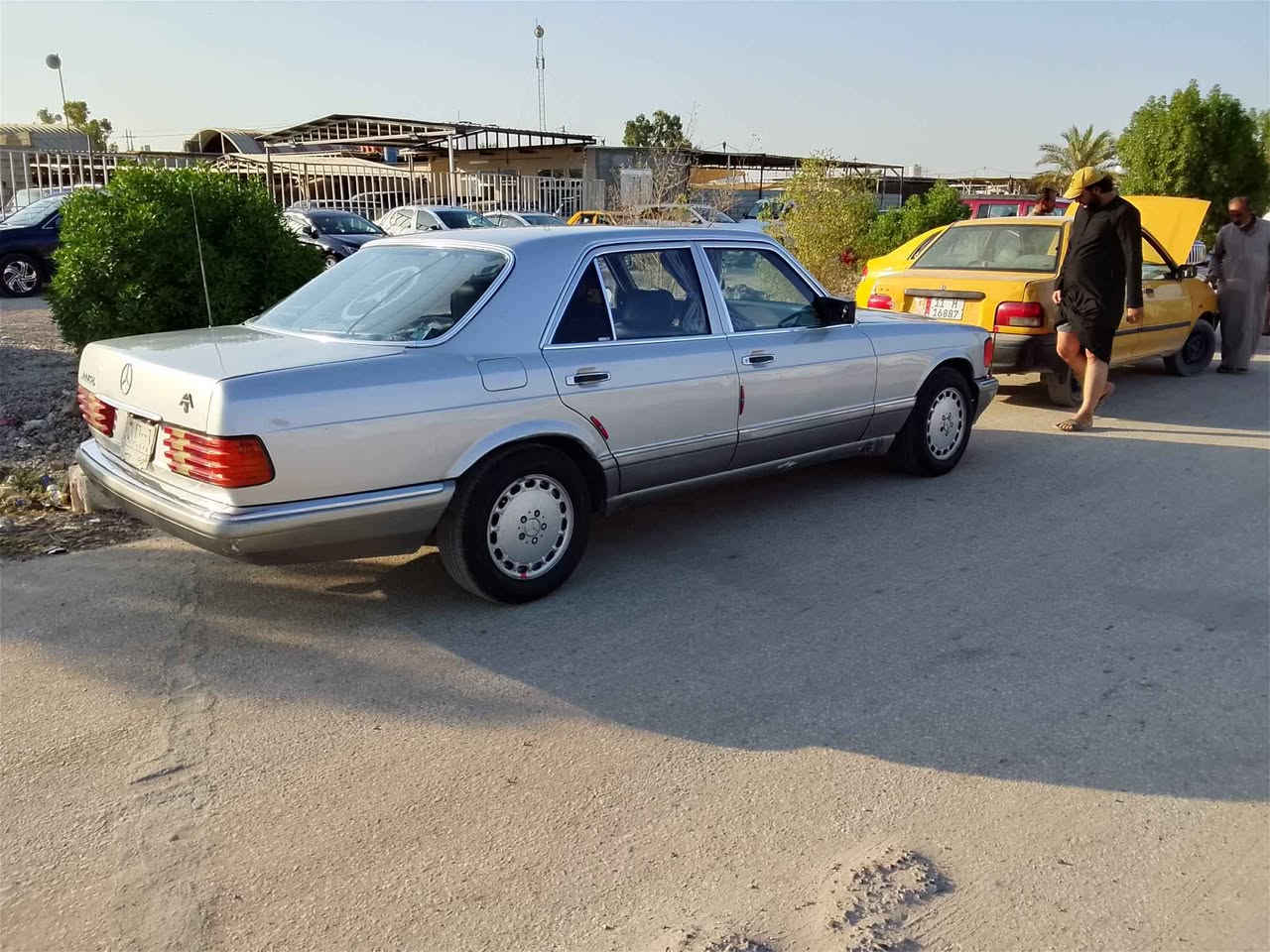 سلام عليكم مرسيدس مديل 84 مكينه ففتي جديده تبريد شغال كير بالكرتون رقم ***********ه جاهزه مكان سياره كربلاء Singapore
