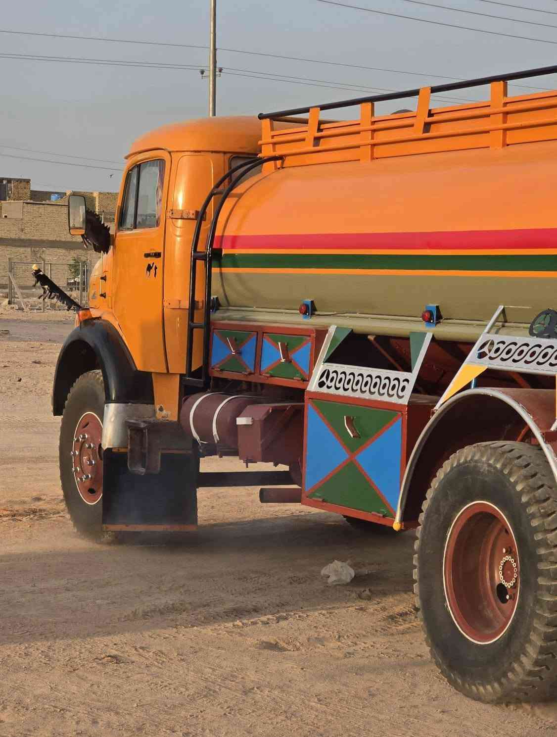 مكنسة • موديل ٨٤ • تنكر جديد