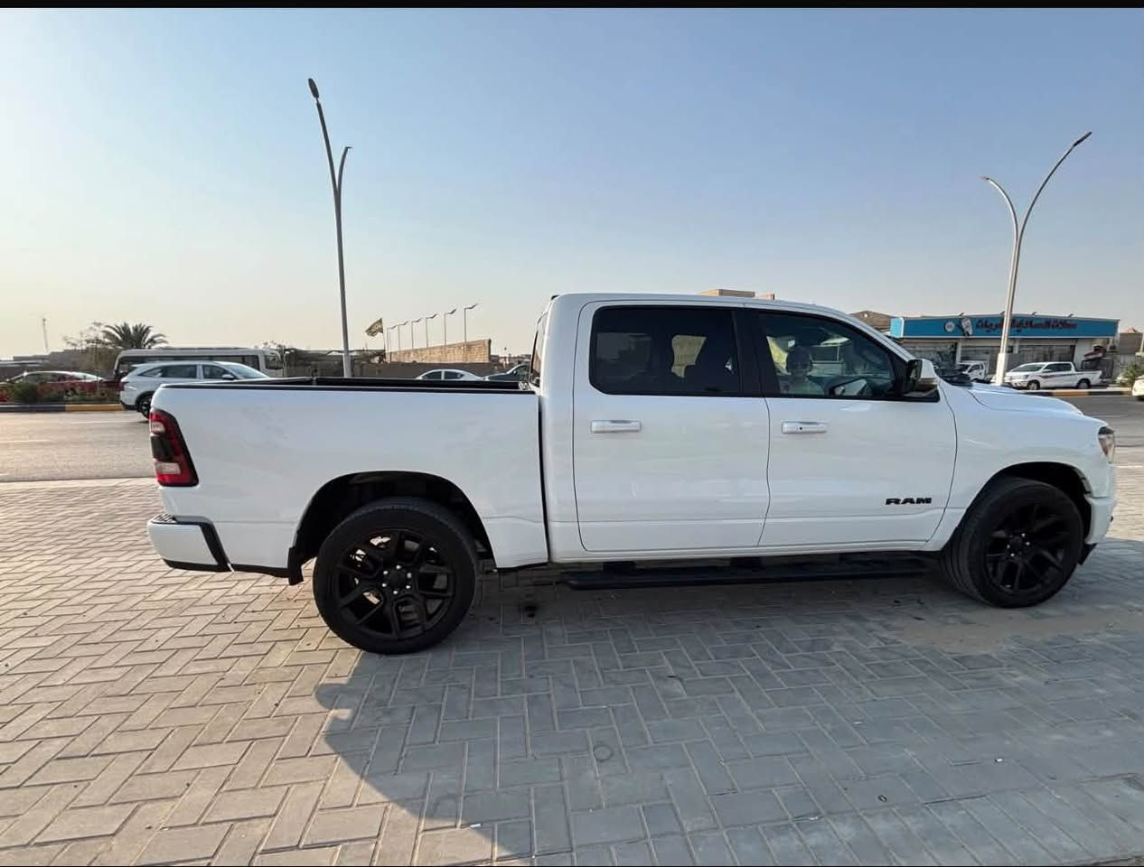 رام ١٥٠٠ سبورت • ٢٠٢٤ • ٥.٧ لتر V8