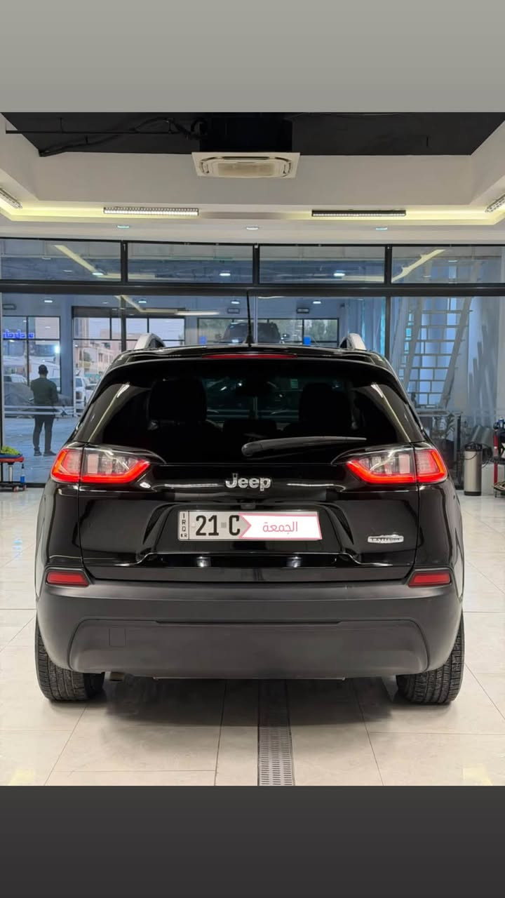 جيب شيروكي بزون 🚗🚗
موديل 2021
رقم سليمانية تحويل او وكالة ثاني يوم
شاشة كار بلي
تحكم ستيرن
بچم زنون كامل + كشتفات زنون
مواصفات لاتديود
بجم اسود
سايد بريك كهرباء
اوتو ستوب
رادارات جانبية 
ورادار توقف امامي
محرك 2.4
وباقي المواصفات المعروفة 
السيارة بيها حادث بنيد وجاملغ فقط 
تصليح درجة اولى والسيارة بدون اي نقص كاملة من كلشي
السعر 138 وبيها مجال بسيط 
مكان السياره بغداد الكاظميه
للاستفسار الرقم ***********
