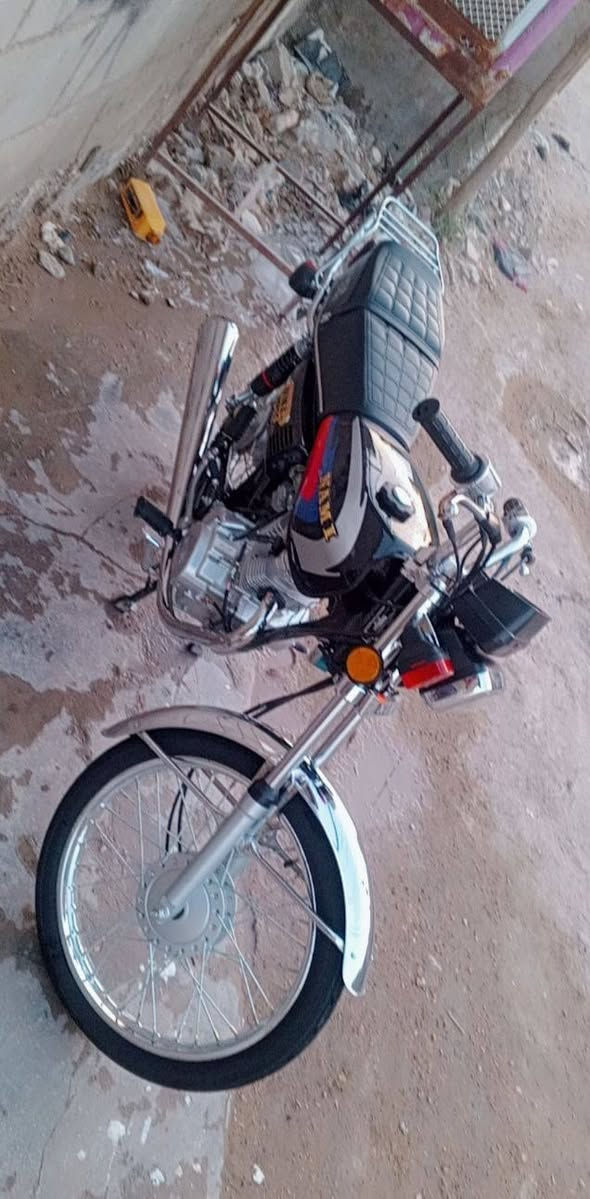 سلام عليكم اربعه كير لبيع موديل 26 صالي شهرين من مطلعه من معرض مكفوله من كلشي كربلاء المقدسة 
رقم تلفون *********** مدواجد بكل وقت 
السعر 900
