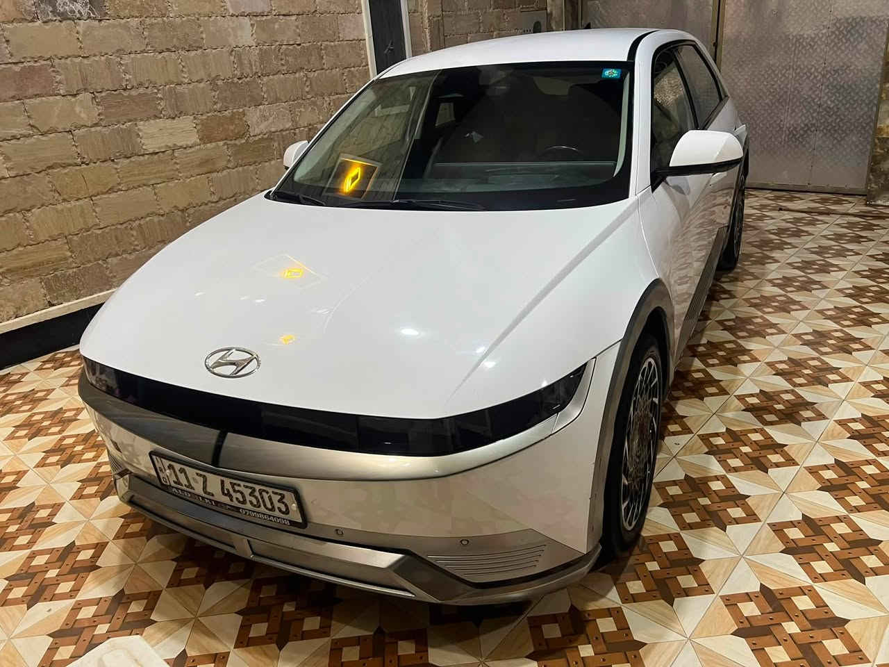 هونداي 
 ايونك 5🚙 2022 ماشيه 80 الف كيلو
رقم بغداد بسمي 
تمشي بل شحنه كامله 550 كيلو 
بدون صبغ 
السعر على خاص او فون☎️***********
