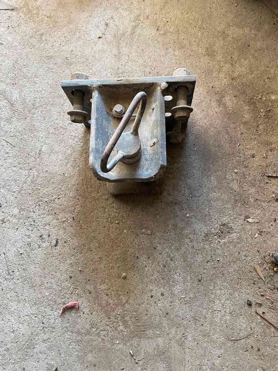 للبيع • قطع غيار