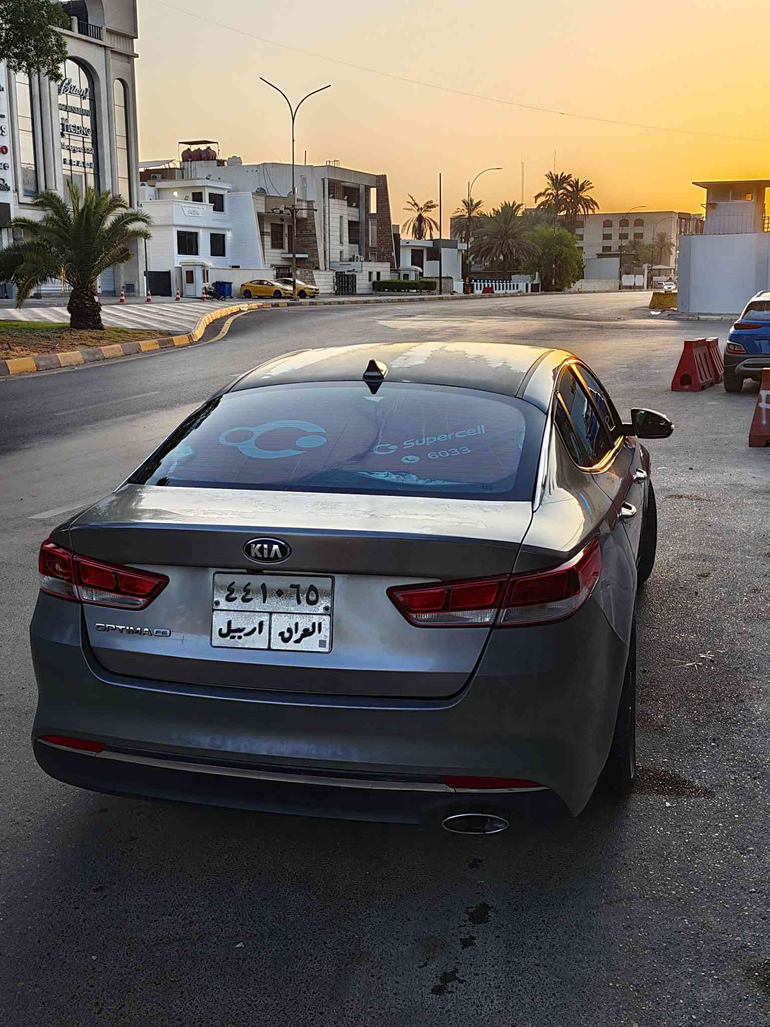 السلام عليكم بيع مستعجل كيا اوبتما 2018 السيارة ليبل واحد بيها صبغ من 5 إلى 6 قطع بيها تصليح تكمة بسيط وكلش حلو كير محرك نظيف حدادية وسط تايرات وسط ملاحظة بيها جرد بالصندوك والقمارة مثل ما موضح بالصور مكاني بغداد السعر 95$ قفل قفل اي استفسار موجود رقم وواتساب ***********
