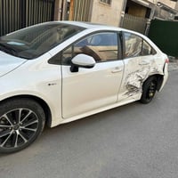 كورلا موديل ٢٠٢٥ داخل جلد احمر وكرسي كهرباء ماشيه ٢٣ الف سابقا مكفوله ...