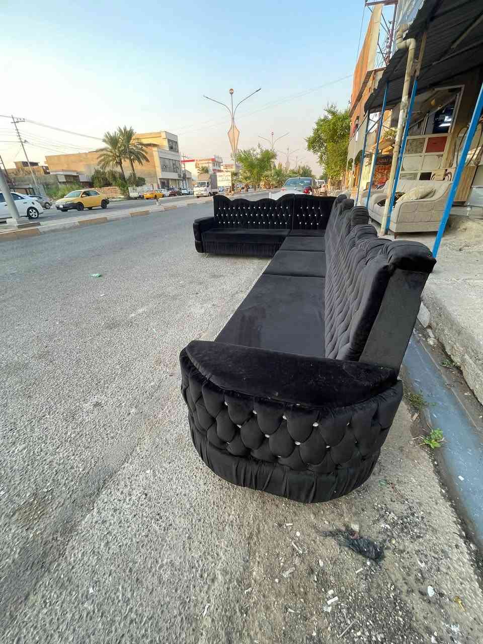 دیوان ٧ أمتار بلوك اسود
لل استفسار واتساب ***********
