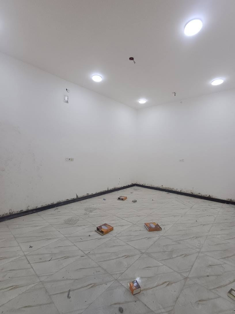 دار سكن حديث للبيع مساحة ٢٠٠م غرفتين ٣ثلاث غرف وصاله ومطبخ وصحيات ديوانيه موزع كراج شارع تبليط ١٢متر قريب للشارع السياحي الداخلي البصره ابوالخصيب محيله صفحه شط العرب طابو عراقي ***********# ابو الخصيب, البصرة
