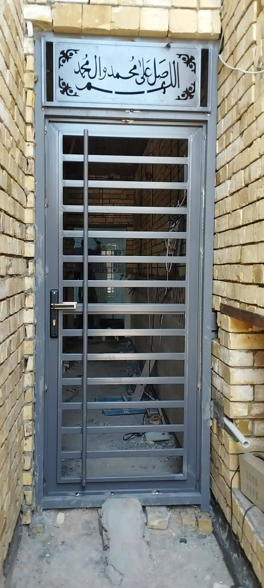 حداده عامه
ابواب🚪 شبابيك🪟 محجرات🪜 سقايف 🎞️حسب الطلب 

حداده متنقله للعمل الموقعي🏘️ للطلب ⚒️⚒️🔨
الاتصال 👇👇👇👇👇👇
***********
***********
