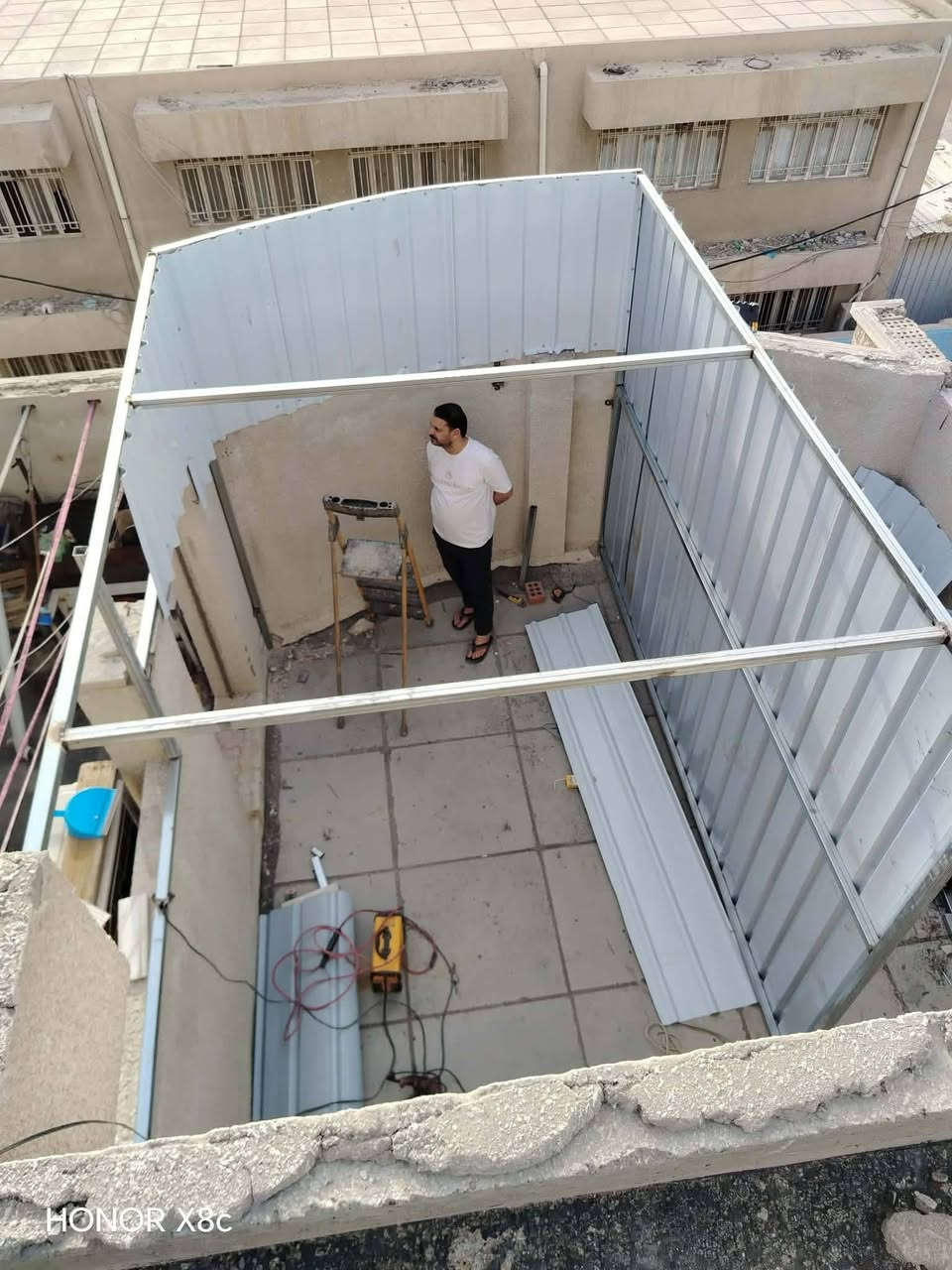حدادة الباشا • منطقة الشعب • أبواب وشبابيك