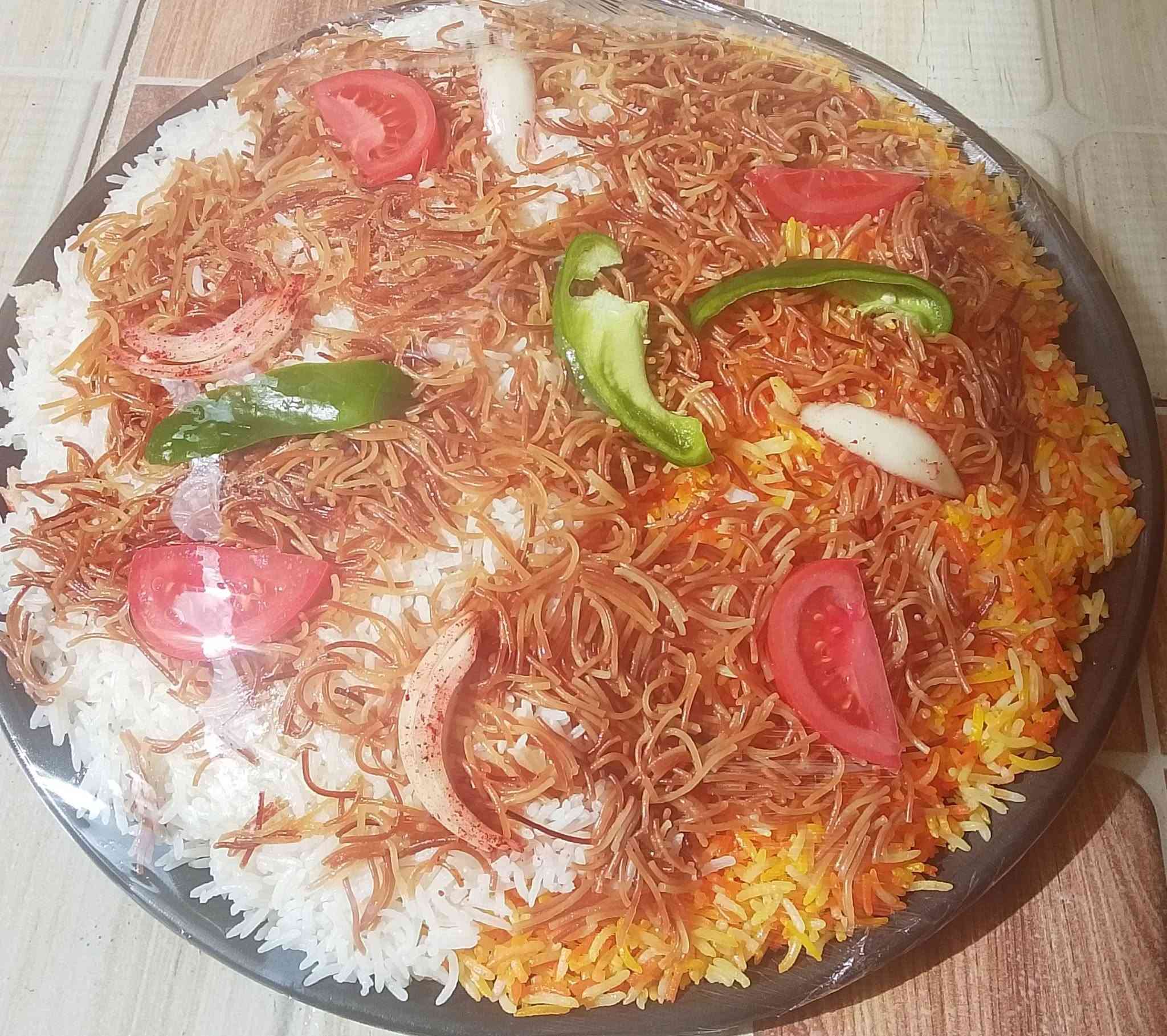 مطعم الشيف أبو احمد الاكلات الشرقيه اطيب واشهه الماكولات العنوان بعقوبه التحرير يوجد خدمات توصيل مجاني هاتف ***********
