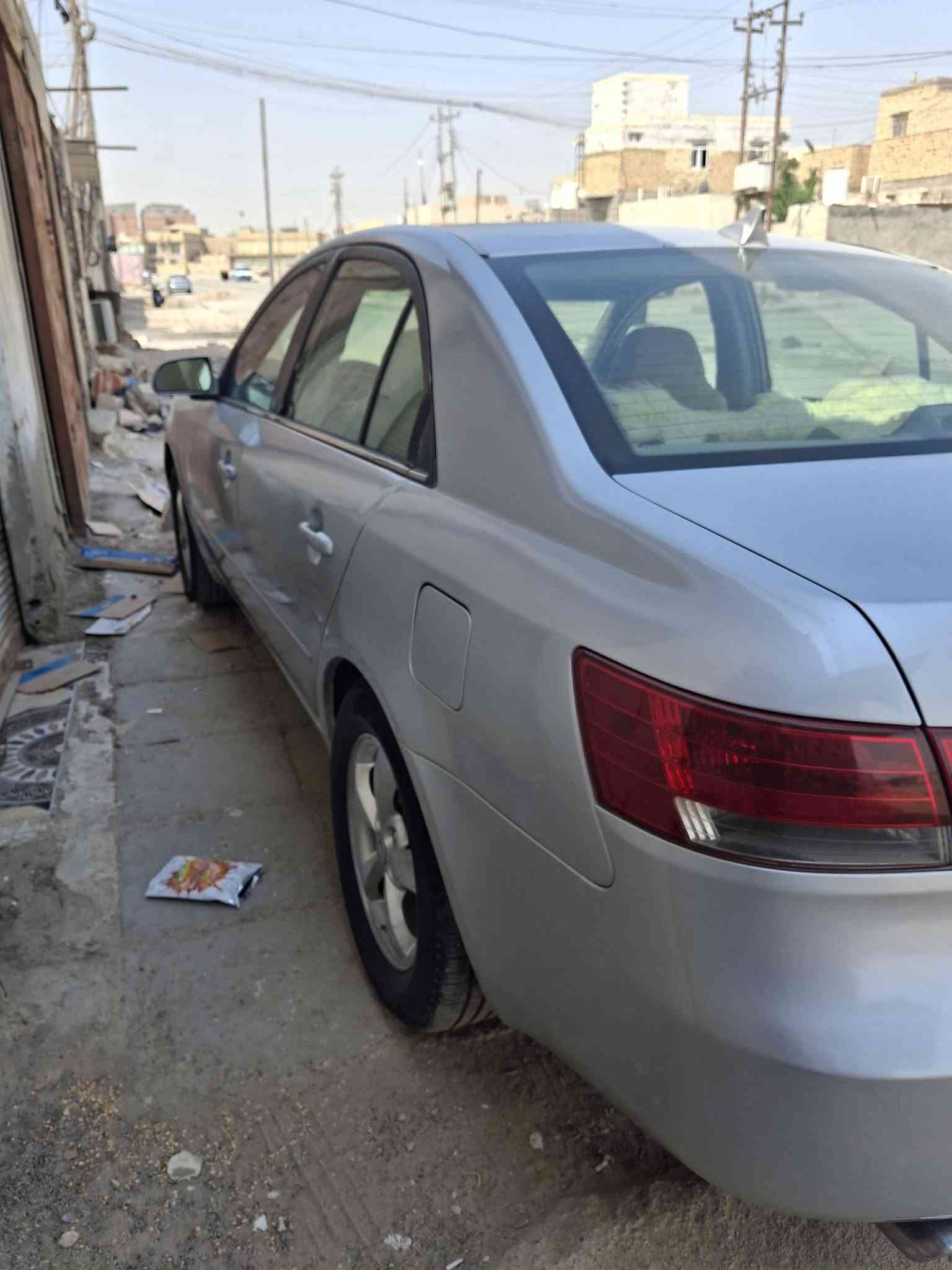 السلام عليكم 
سوناتا مقدس ٢٠٠٦ جاهزه كهربائيات تبريد منضومه جديده تخم تاير مصبوغه جماليه اثر جراد لامعجون ولاضربه دواخل كير مكينه ضعف بل حداديه مكان ناصريه المركز السعر ٧٥ الهاتف 📱 ***********

نص مكتوب في الصور:
- V6