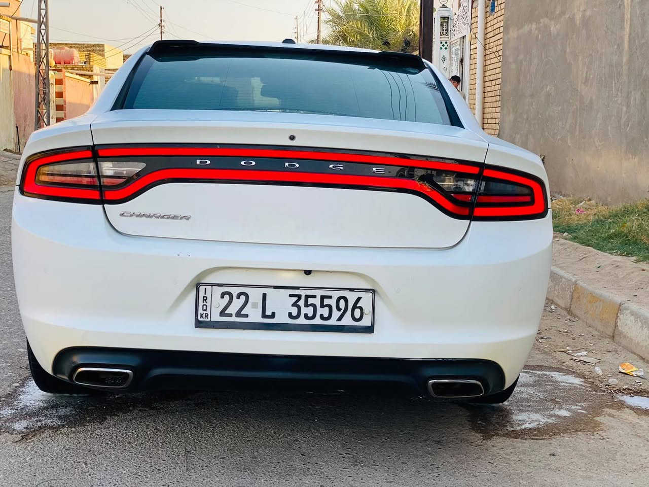 سلام عليكم شباب جارج لبيع موديل 15 سياره جهازه علا  خير حبايه  اي برغي ما ناقصة   بيه تلاث قطع لشراي يخابر وبخدمته  يتصل ***********
