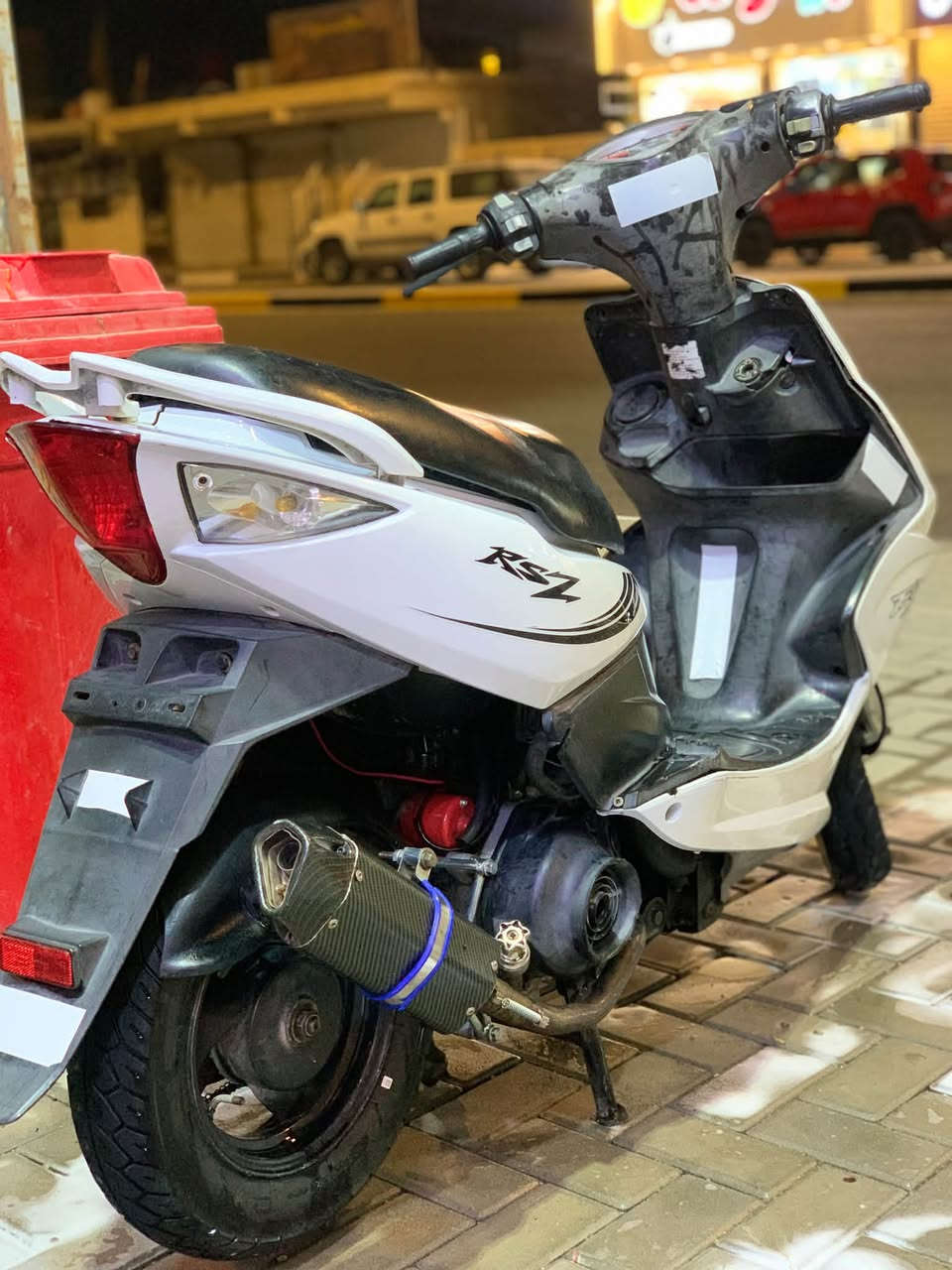 للبيع ماكس مضلع بوشه 55دراجه شلعه وستمراريه خير من الله كهربايئات كله شغاله من الطول لطول سعر 650وبيه مجال حك جيه عنوان التنومه صالحيه ***********
