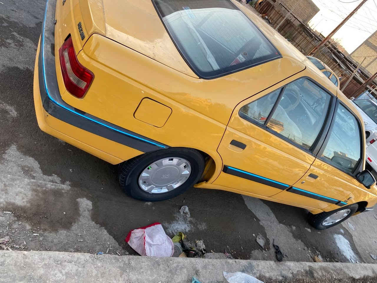 سلام عليكم بيجو لميس مديل ١٦ مكفول السعر ٣٥ بيهه مجال مكان بغداد الاستفسار اتصال ***********
