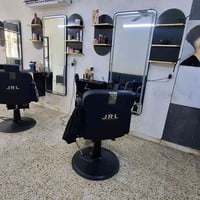 بغداد العبيدي • ٢ كراسي • ٤ مرايات