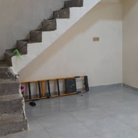 بيت للبيع دور الشرطه شارع القائد قرب البانزين خانه الكندي رقم بل 74 طا...