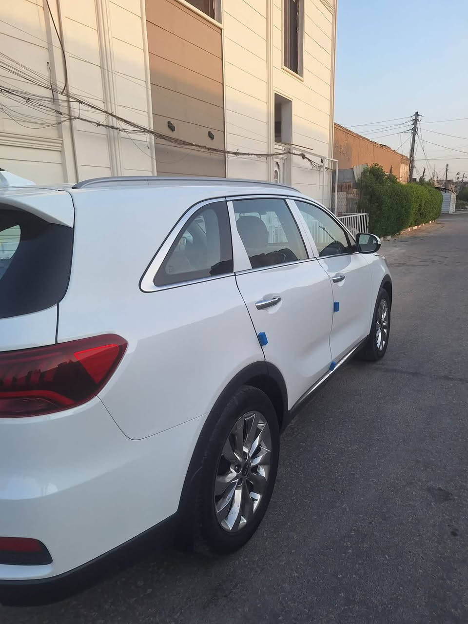 سلام عليكم سورنتو خليجي البيع 
رقم ميسان بسمي تحويل سنويه ورقم الحد30
ماشيه 91 كامل موصفات كير محرك ع وضع شركه 
سياره مكفوله كفاله عام تخم تاير تبرد سياره جاهزه
موديل 20 السعر 235 وبيه مجال الشراي 
مكاني ميسان ***********
