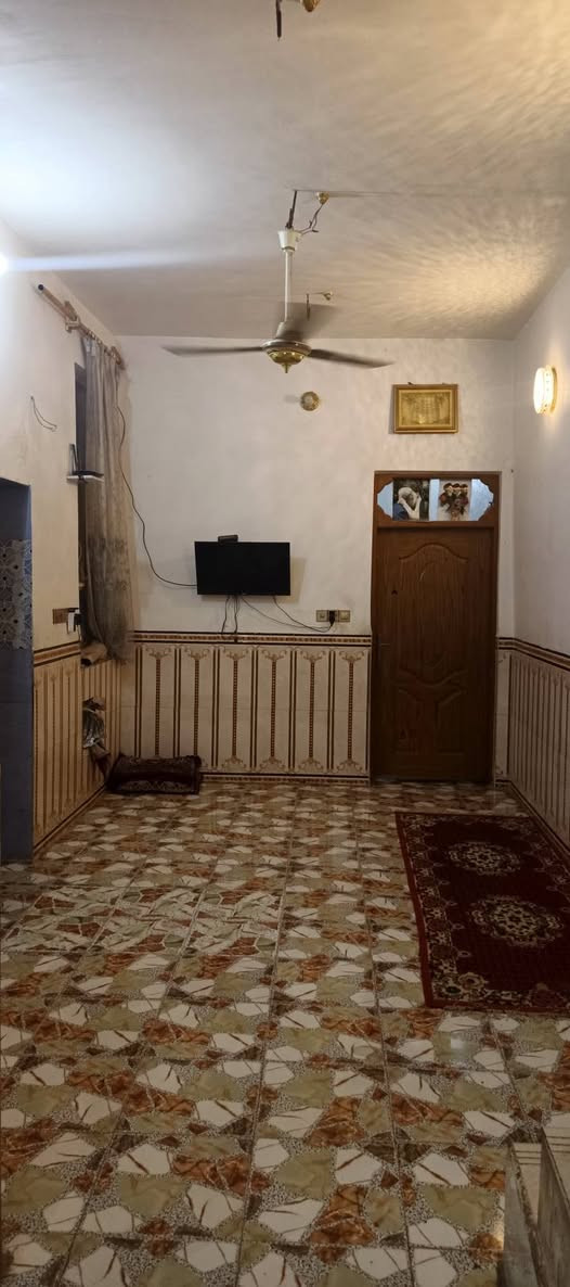 بيت 100 متر حي النداء مفتوح على 30 بناء 2021 رقم القطعه53666 للبيع السعر 63 مليون مع المجال الاتصال على الرقم ***********
