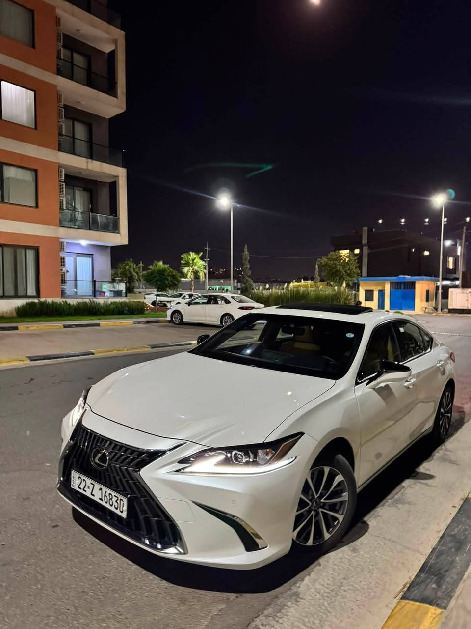 LEXUS ES300h 2024
ماشية ٢٠ الف ميلومتر 
شريكة ريباز زيرو اربيل 
دعامية الي دعامية كفالة 
٣٨٠ ورقة مجال بيها 
***********
