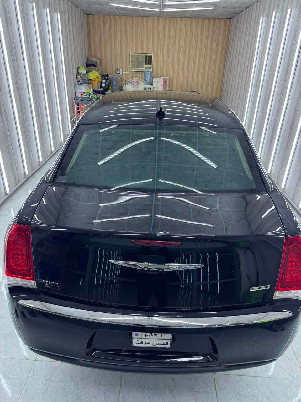 كرايسلر C300 مواصفات فتحه بانوراما برده خلفيه خزن ميموري كشن جلد تدفئه تبريد  ويل 18مكسيكي حداديه جديده سياره جاهزه بجم كبس  تبريد ثلج  موديل 2018 مرمز 2023 رقم بصره ب اسمي العنوان البصره ***********
