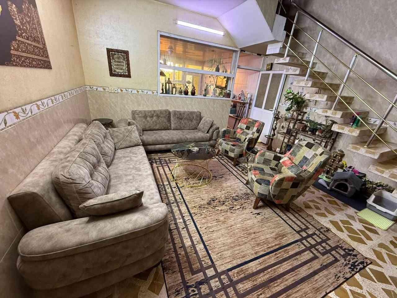 كنبة • ماركه