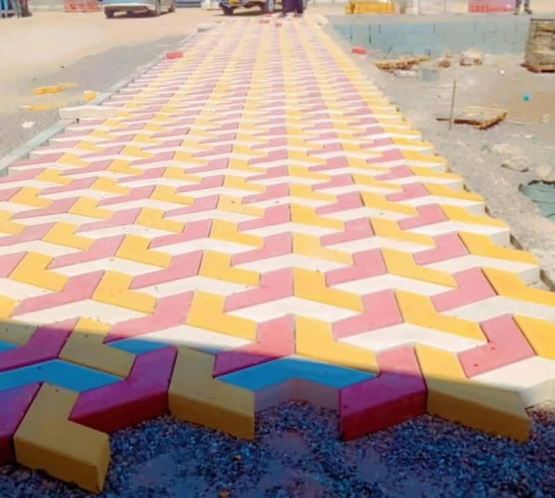 مقاول رصف • تسليم مهندس • ٢٠٠-١٠٠٠٠٠م