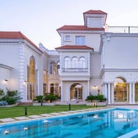 من أقوى مشاريع DAMAC Hills Baghdad بموقع استراتيجي على سريع مطار بغداد...