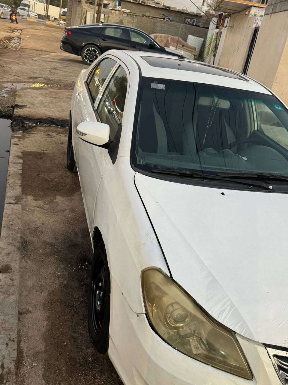 السلام عليكم
BYD g3 2013 موديل
 رقمها عماره رقم انجليزي باسمي تحويل ثاني يوم جير ومكينه وتبريد جدا كفاله البودي يشوف العين ما بيه تبديل سياره فول تنته بشاير بالمري ترحيب اربع بصمات فول عنوان البصره العده مراوس كيا ناصي اراوسه  السعر45 رقم الهاتف***********
