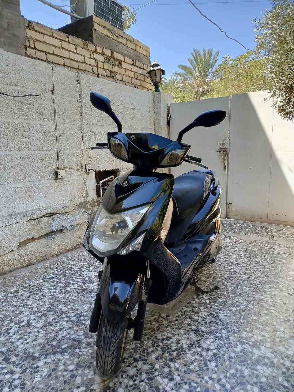 سكنس لد ياباني قبق نفخ خطين سكليتر نوزل نكرة سلف محركها مكفول بلادي ناعم شلعة معدل كفراتها بلادية كهربائيات كلها كاملة قفل جنطة قفل استيرن اوراقها كاملة سعرها مليون و300 مكاني شعلة ‏‪***********‬‏
