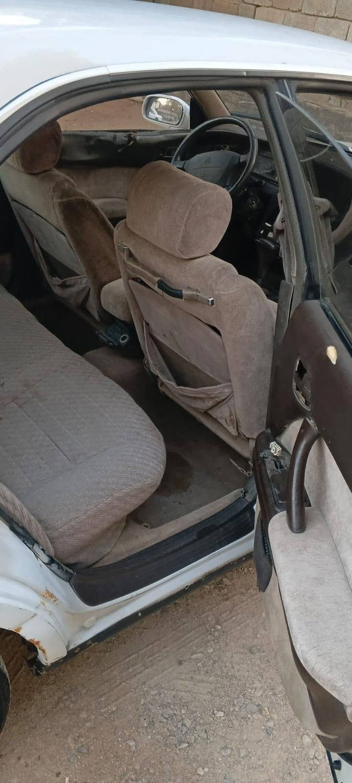 السلام عليكم بطه منفصل مديل 95 رقم انكليزي سنويه بل11 نتهي راعيها يجراني سياره جاهزه مكينه كير شاشه جام يصعد وينزل رقمها بغداد دولي تتحول بلبصره حداديه جديده تايرات جديده ويلات جديده العنوان البصره ابو الخصيب السعر 37 وبيها مجال الرقم ***********
