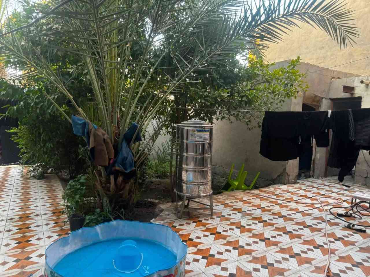 ياالله
السلام عليكم

يعلن مكتب الخبير للعقارات

وجود دار زراعي للبيع مساحه 200م

الموقع //حي المرتضى يبعد عن الشارع العام 100م

مكوناته //استقبال ومطبخ وصاله وغرفه نوم ومجمع صحيات داخليه وخارجيه وحديقه وكراج سياره

السعرررر //79مليون بي مجال بصيط

للاستفسار مراجعة المكتب مقابل مركز الشباب الدوب

للاستفسار الاتصال ***********
