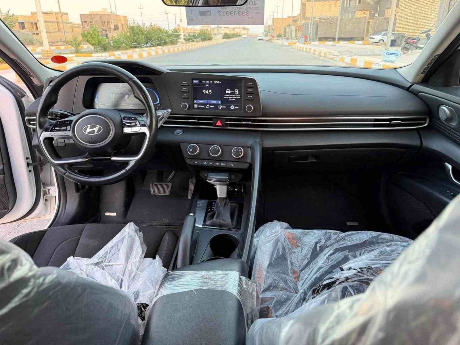 سلام عليكم
النترا 2024 كلين كفاله عامه ضربه وصبغ وتبديل والبارد وتكحيل حتا دعاميات كفاله 
رقم ذي قار دولي 
ماشيه 80 الف جديد كلش معنى الكلمه  سياره بصمه وابصمه أبواب شاشة الكبير تحكم ستيرن لقياده انضام مواصفاته معروفه مكينه 2000 دوش 
مكينه وكير وحداديه وتبريد وتخم تاير جاهزه الأخير
السعر 155 وبيه مجال 
مكان الناصريه 
الاستفسار ***********
